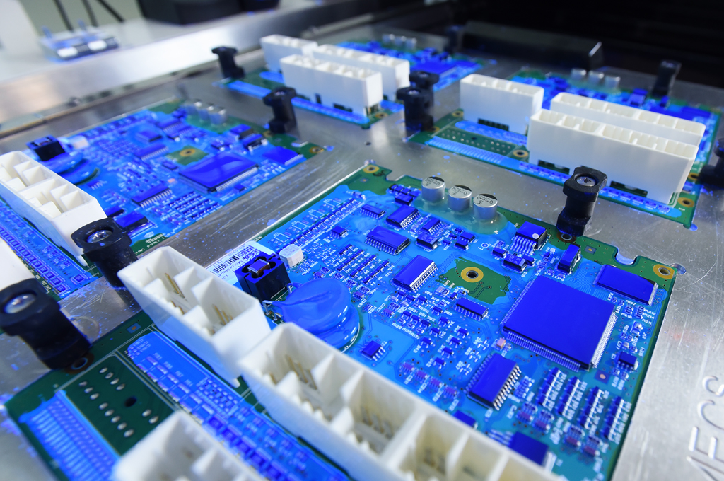 semecs-conformal-coating-placement_0.jpg